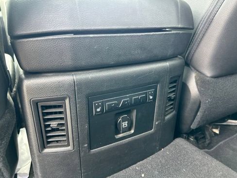 Used 2017 RAM 1500 Laramie w/ Convenience Group AWD/4WD image 14