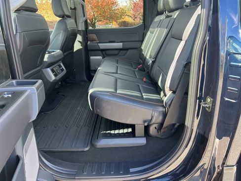 Used 2025 Ford F350 Lariat w/ Black Appearance Package image 27