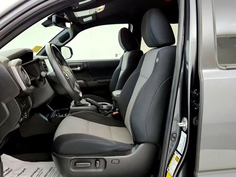 Certified 2023 Toyota Tacoma TRD Sport AWD/4WD image 24