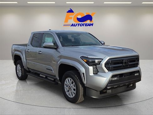 New 2026 Toyota Tacoma SR5 image 7