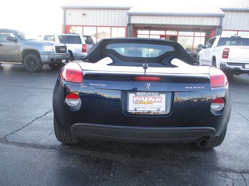 Used 2008 Pontiac Solstice Convertible w/ Premium Package image 4