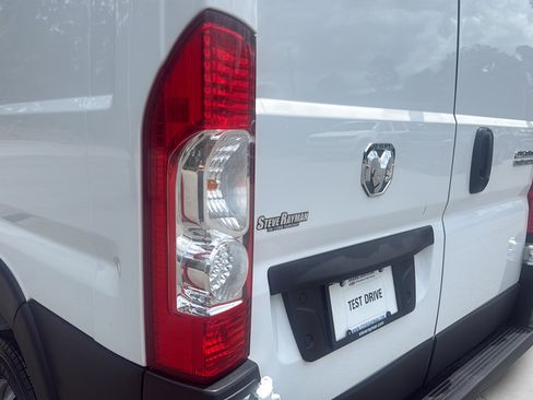 Used 2023 RAM ProMaster 2500 FWD image 28