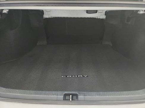 Used 2022 Toyota Camry SE w/ Cold Weather Package image 32