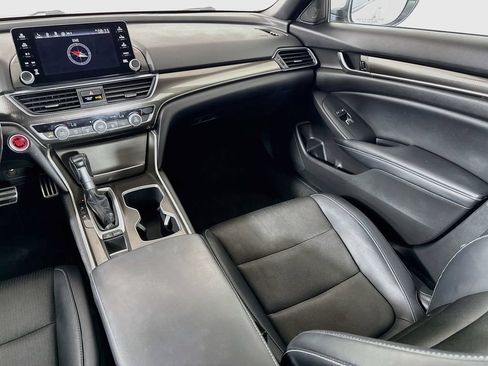 Used 2018 Honda Accord Sport image 22