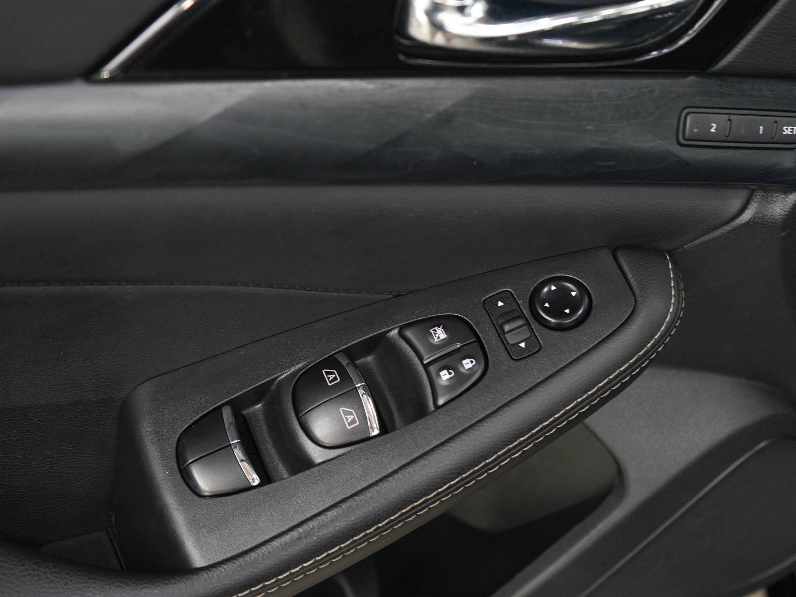 Used 2023 Nissan Maxima Platinum w/ Sport Mat Group FWD image 18