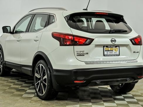 Used 2019 Nissan Rogue Sport SL w/ Premium Package image 5