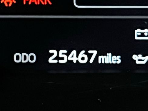 Certified 2025 Toyota Sequoia SR5 image 17