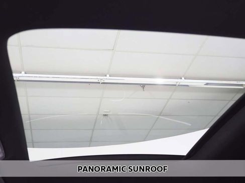 Used 2023 Mercedes-Benz E 450 4MATIC Coupe image 4