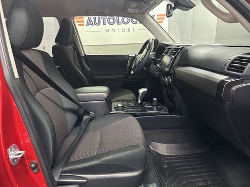 Used 2021 Toyota 4Runner TRD Off-Road AWD/4WD image 22