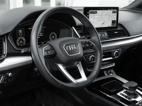 Certified 2022 Audi Q5 2.0T Prestige AWD/4WD image 11