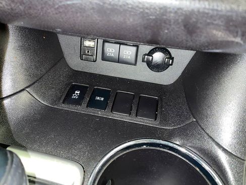 Certified 2017 Toyota Highlander XLE w/ Carpet Mat Package image 30