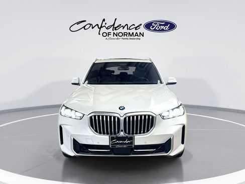 Used 2024 BMW X5 xDrive40i AWD/4WD image 2