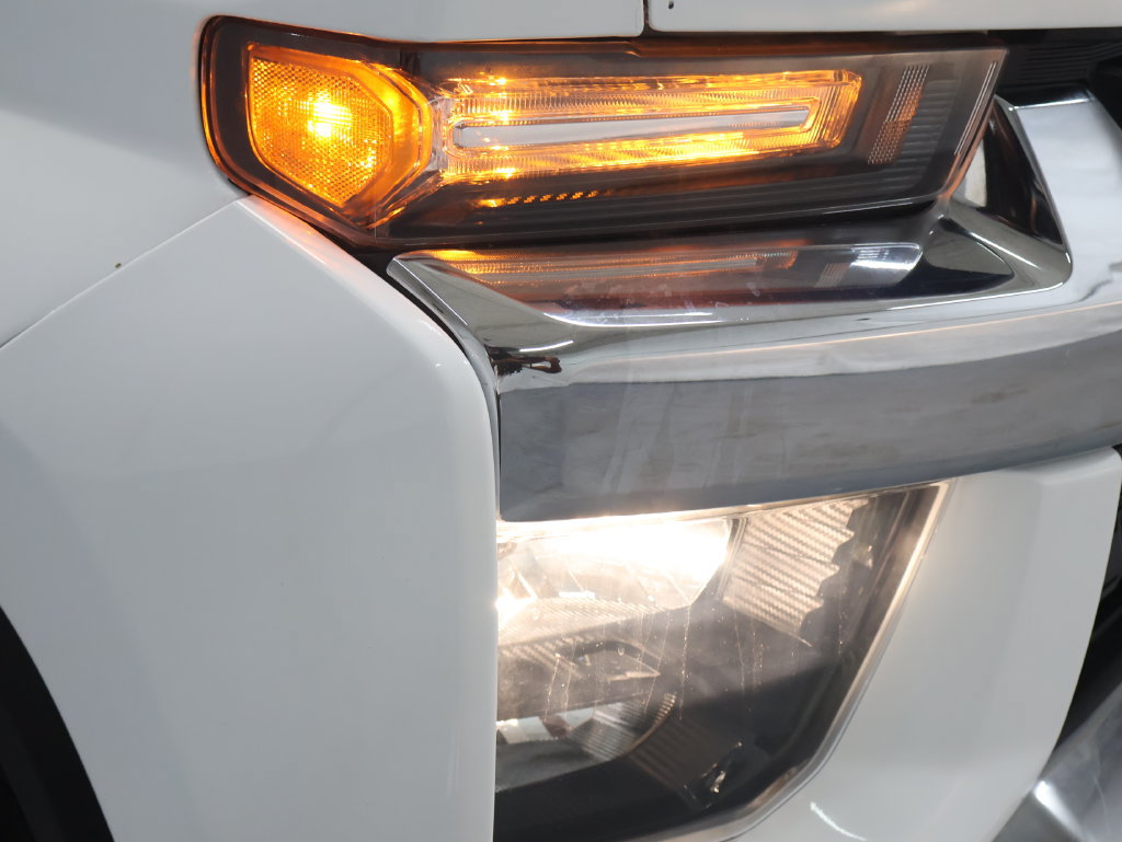 Used 2023 Chevrolet Silverado 2500 LT AWD/4WD image 26