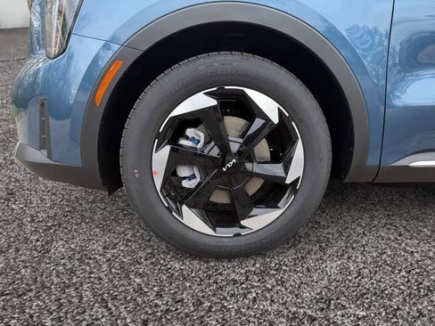 New 2026 Kia Sorento EX AWD/4WD image 9