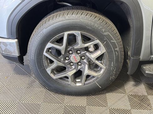 New 2026 GMC Sierra 1500 SLT w/ SLT Premium Package AWD/4WD image 12
