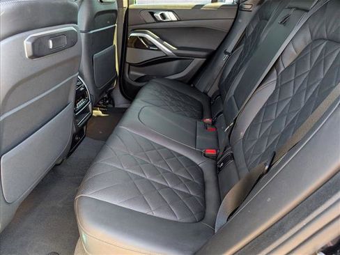 Certified 2025 BMW X6 xDrive40i w/ Climate Comfort Package image 20