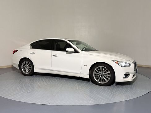 Used 2019 INFINITI Q50 Luxe w/ All Weather Package (L93) RWD image 7