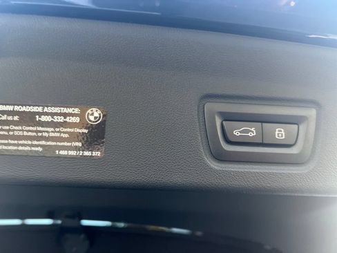 Used 2024 BMW i4 eDrive40 w/ Premium Package RWD image 9