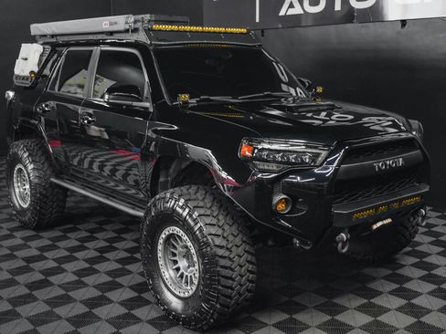 Used 2018 Toyota 4Runner TRD Pro AWD/4WD image 36