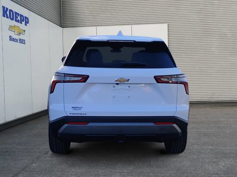 New 2026 Chevrolet Equinox LT w/ Safety and Technology Package FWD image 4