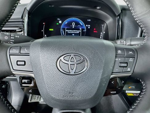 New 2026 Toyota Camry SE FWD image 15