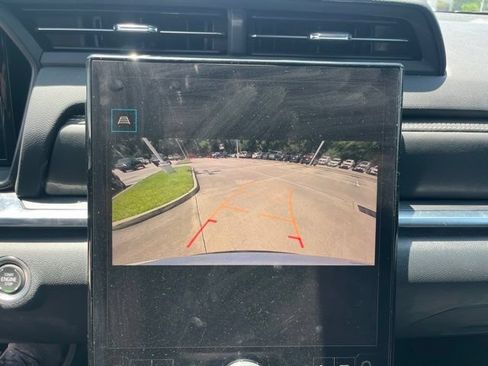 Used 2025 GMC Terrain Elevation AWD/4WD image 26