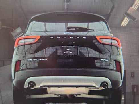 Used 2023 Ford Escape Platinum AWD/4WD image 8