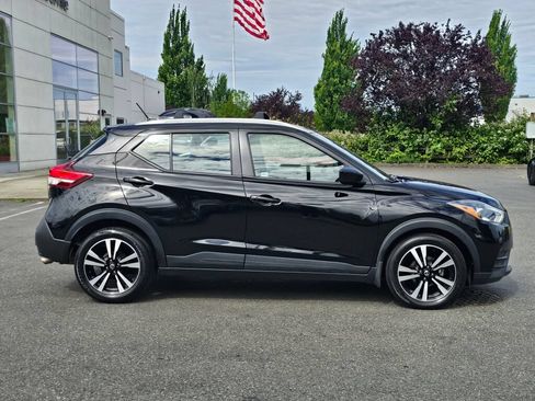 Used 2020 Nissan Kicks SV w/ Exterior Package FWD image 8