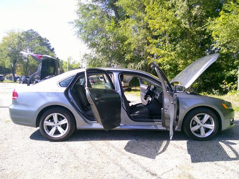 Used 2015 Volkswagen Passat 1.8T Limited Edition image 49