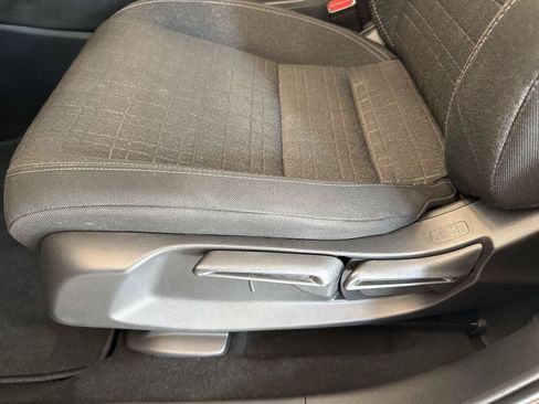Used 2024 Honda HR-V LX image 14