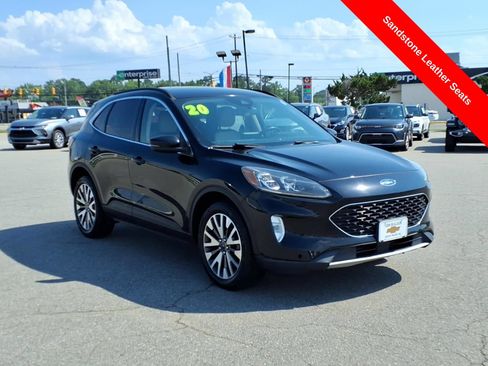 Used 2020 Ford Escape Titanium AWD/4WD image 7