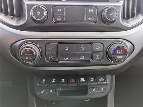 Used 2021 Chevrolet Colorado ZR2 w/ Colorado ZR2 Bison Edition AWD/4WD image 19