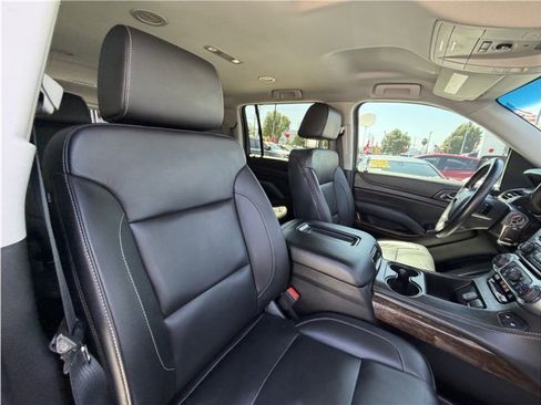 Used 2020 Chevrolet Suburban LT w/ Max Trailering Package RWD image 38