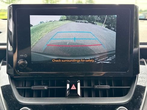Certified 2024 Toyota Corolla Cross AWD Hybrid w/ Moonroof Package image 26