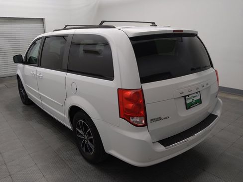 Used 2017 Dodge Grand Caravan GT FWD image 5
