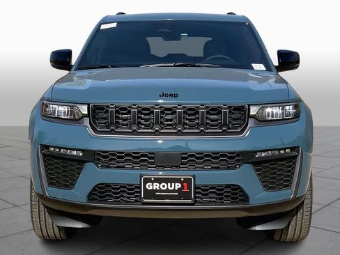 New 2026 Jeep Grand Cherokee Limited image 3