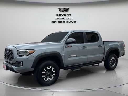 Used 2020 Toyota Tacoma TRD Off-Road image 3