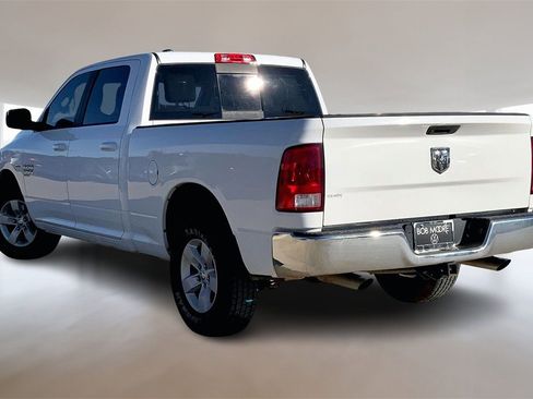 Used 2019 RAM 1500 Classic SLT image 12
