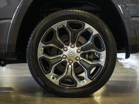 Used 2022 RAM 1500 Limited AWD/4WD image 36