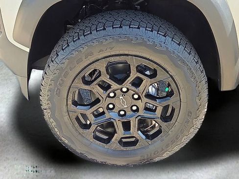 New 2026 Chevrolet Colorado Trail Boss AWD/4WD image 9