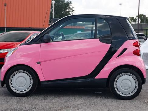 Used 2012 smart fortwo pure RWD image 4