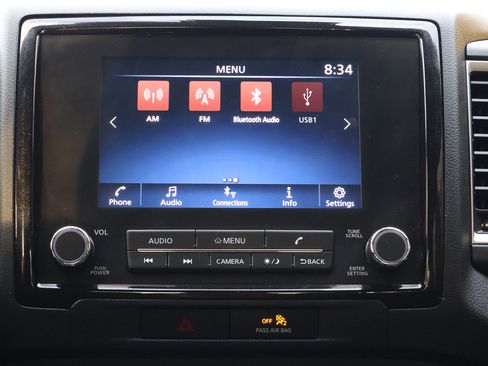 Used 2022 Nissan Frontier SV image 24