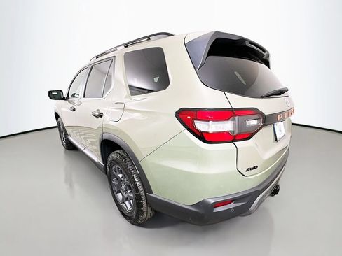 Certified 2026 Honda Pilot TrailSport image 7
