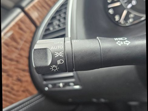 Used 2020 Nissan Armada SL w/ Premium Package image 20