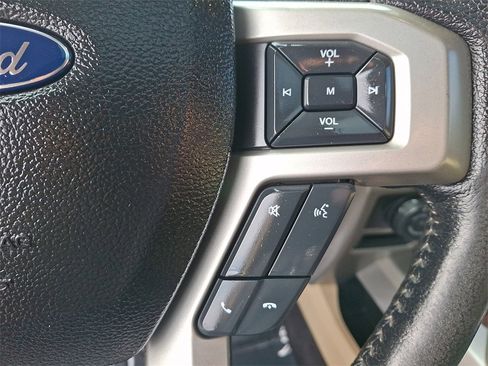 Used 2016 Ford F150 Lariat image 24