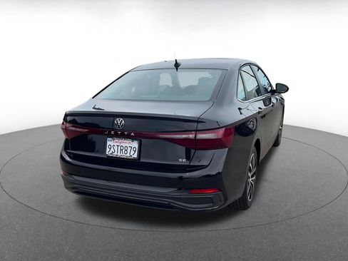 Used 2025 Volkswagen Jetta SE image 15
