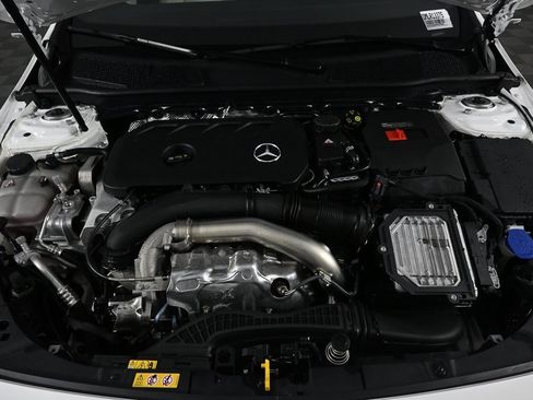 Used 2025 Mercedes-Benz CLA 250 image 31