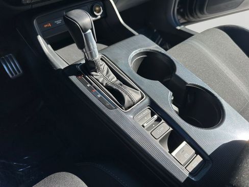 Used 2025 Honda Civic Sport image 18