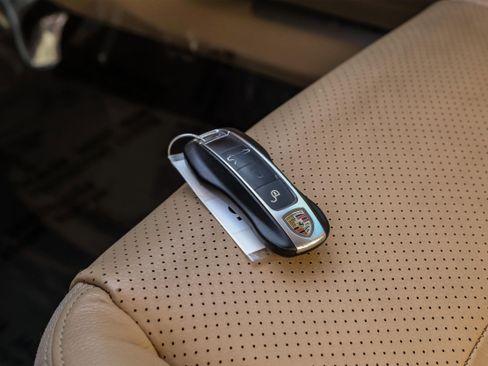 Used 2018 Porsche Panamera 4 w/ Sport Chrono Package image 72