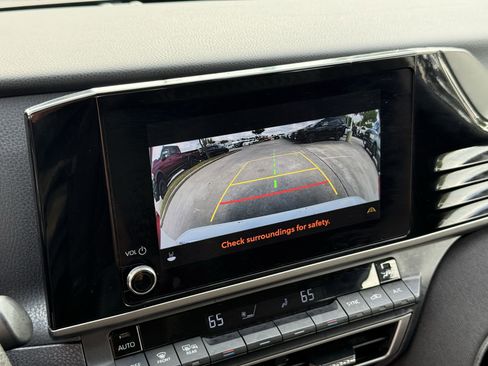 Used 2025 Toyota Camry LE image 22